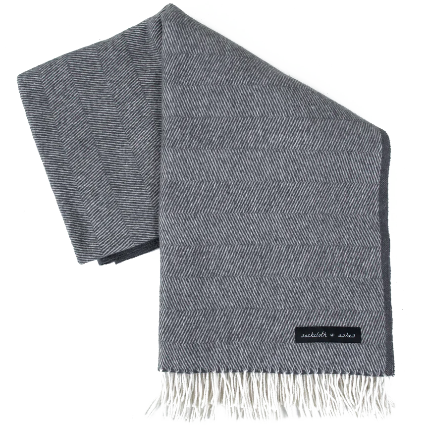 Essential Blanket - Image 3