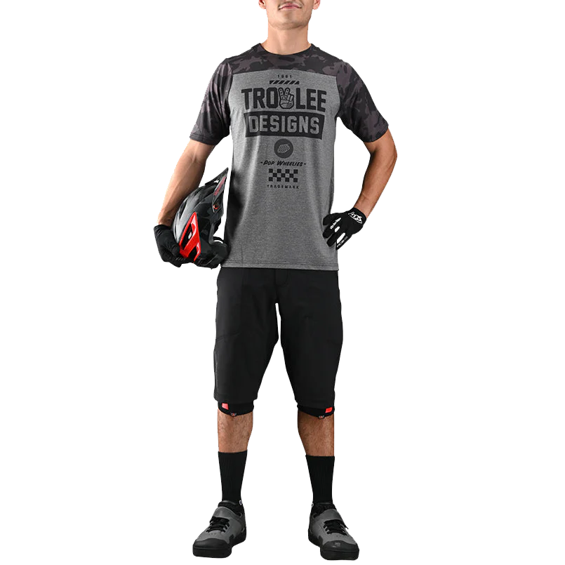 Men's Skyline Short w/Liner - Image 4