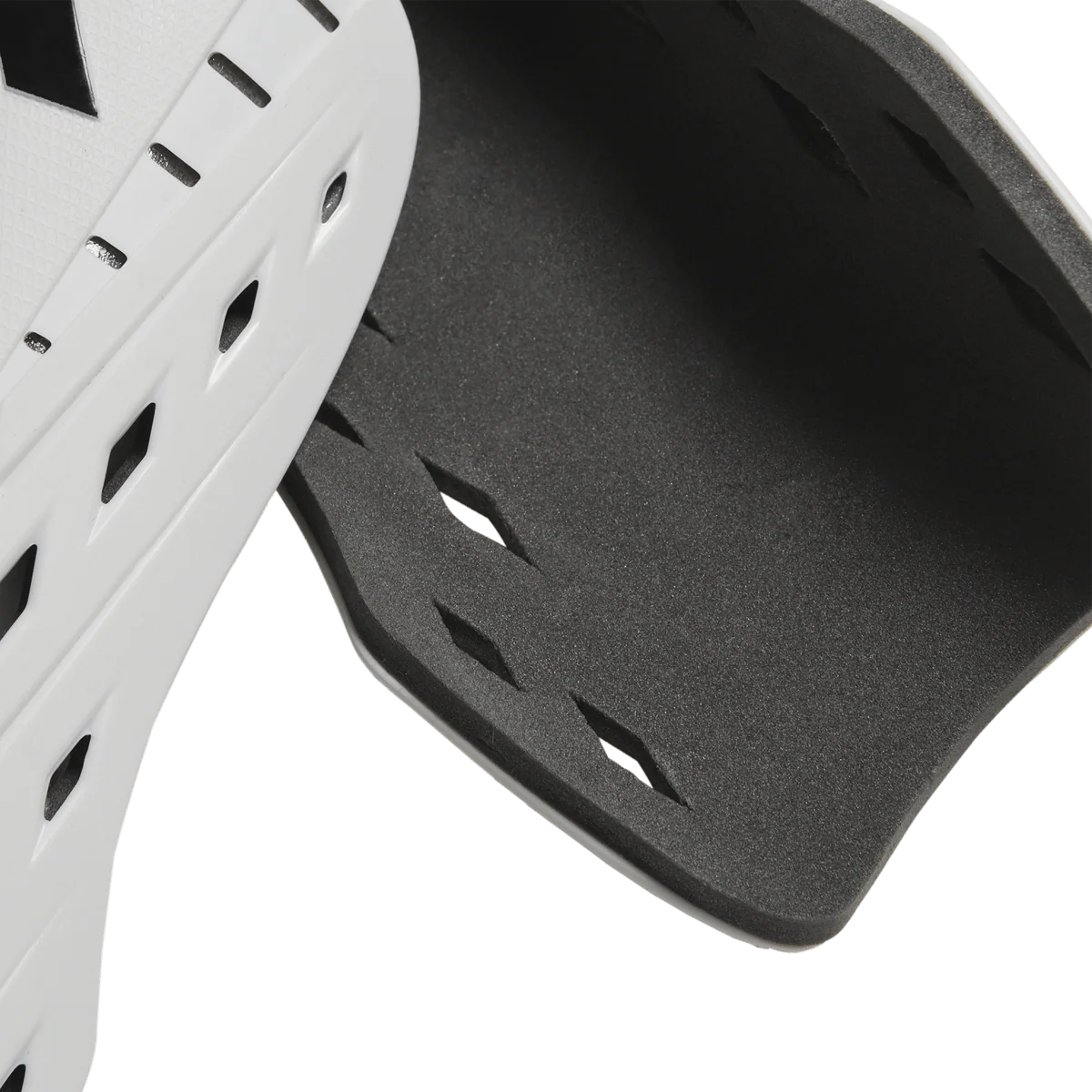 Tiro Club Shin Guard - Image 4